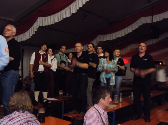 2011 | 100 Jahre Schützenverein Nornheim Gute Stimmung am Abend