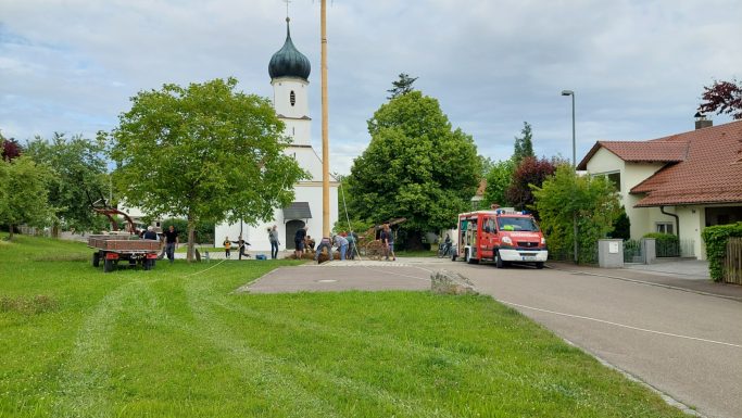 Maibaumaufstellen 2023